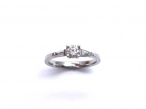 18ct White Gold Diamond Solitaire Ring