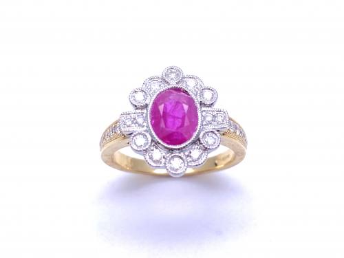 18ct Yellow Gold Ruby & Diamond Cluster Ring