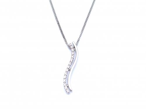 18ct White Gold Diamond Pendant and Chain