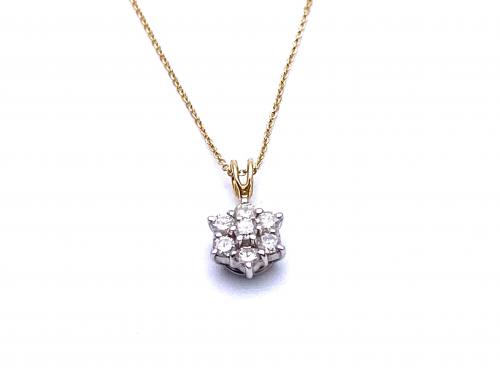 18ct Diamond Cluster Pendant & Chain