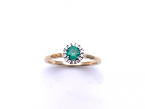 9ct Yellow Gold Emerald & Diamond Cluster Ring
