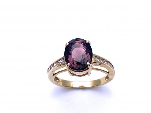 9ct Tourmaline Solitaire Ring