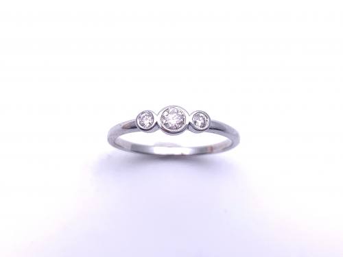 18ct White Gold Diamond 3 Stone Ring