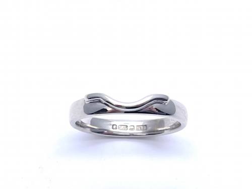 9ct White Gold Shaped Ring
