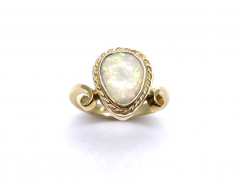 18ct Yellow Gold Pear shaped Opal Ring