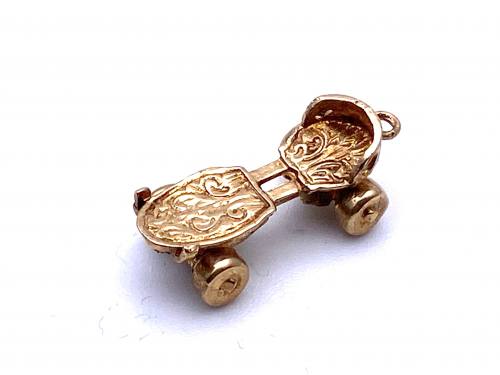9ct Yellow Gold Rollerskate Charm