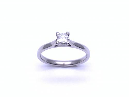 Platinum Diamond Solitaire Ring