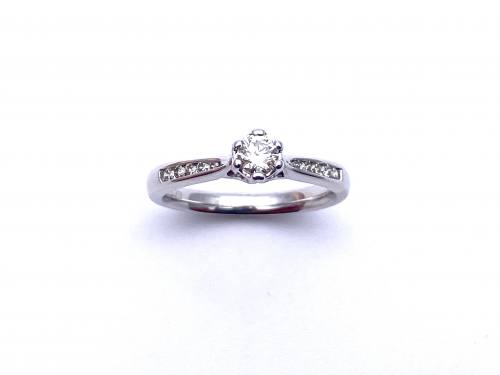 18ct White Gold Diamond Solitaire Ring