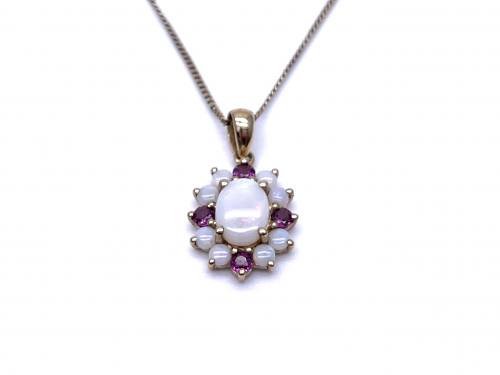 9ct Opal & Garnet Pendant & Chain