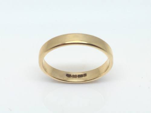 9ct Yellow Gold Soft Court Wedding Ring 3mm