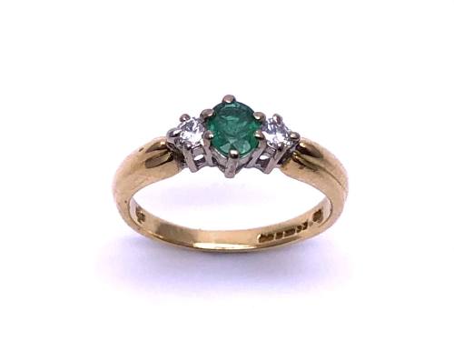 18ct Yellow Gold Emerald & Diamond Ring
