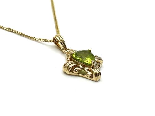 9ct Yellow Gold Peridot Pendant & Chain