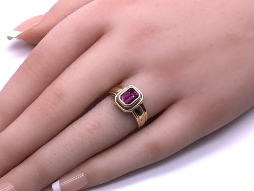 9ct Yellow Gold Rhodolite Garnet Ring