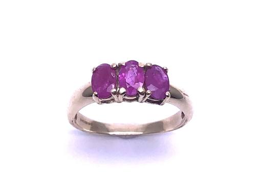 9ct Yellow Gold Ruby 3 Stone Ring