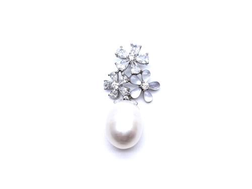 Silver Pearl CZ & Mother Of Pearl Flower Pendant