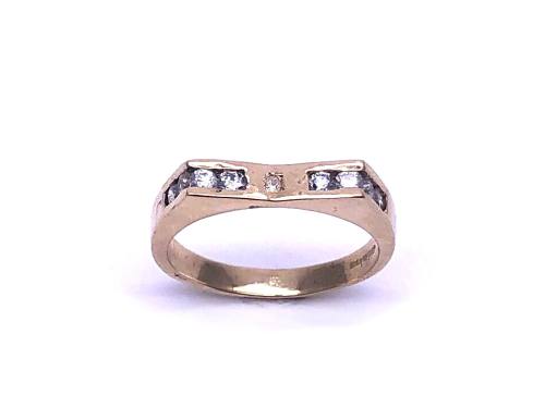 9ct Yellow Gold CZ Shaped Ring