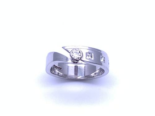 18ct White Gold Diamond Band Ring
