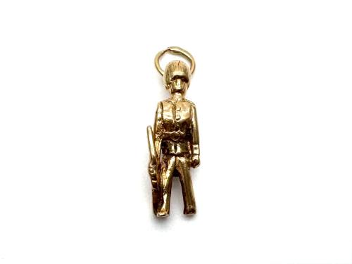 9ct Yellow Gold Queens Guard Charm
