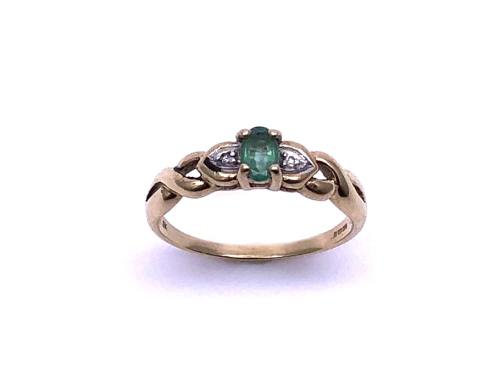 9ct Yellow Gold Emerald & Diamond Ring