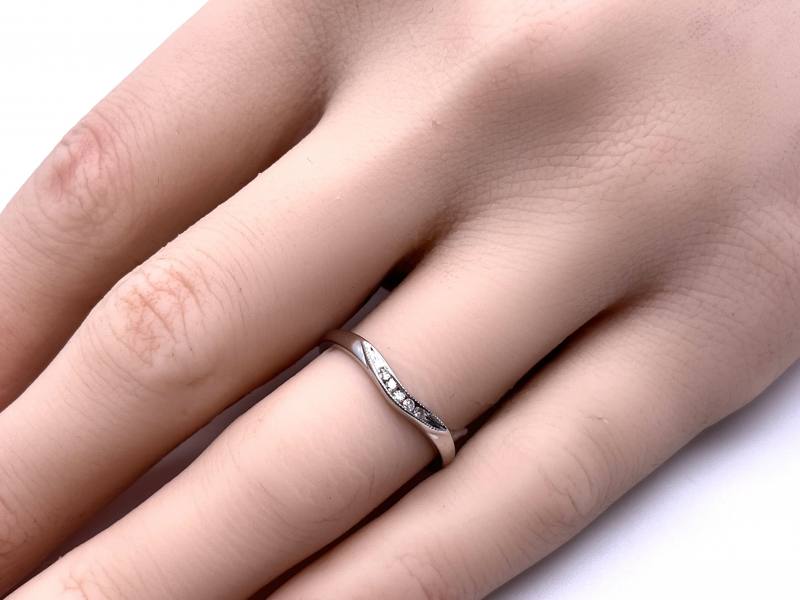 9ct Gold Diamond Wishbone Ring - 20pts - D80114 | F.Hinds Jewellers