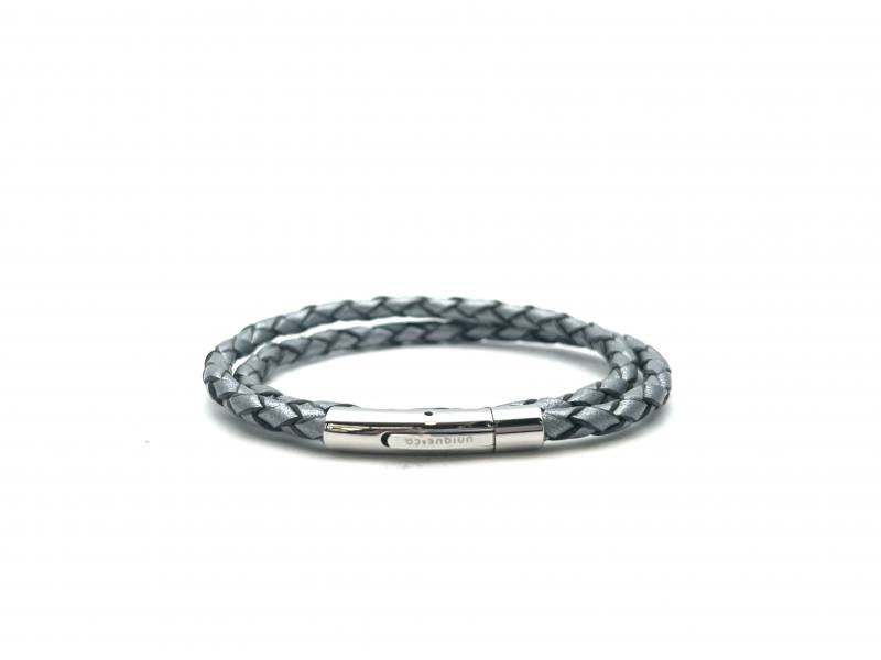 Wrap around bracelet hotsell with magnetic clasp